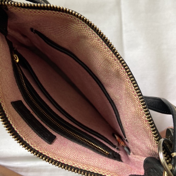 Dooney & Bourke Black Pebbled Leather Handbag - Picture 8 of 9